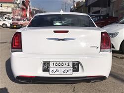 کرایسلەر 300